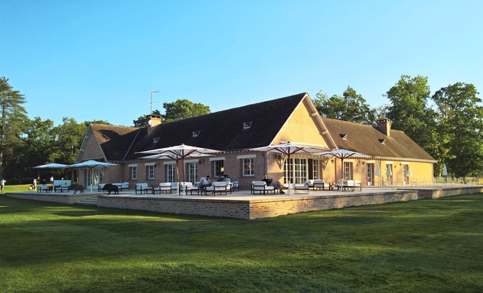 club house du golf des aisses